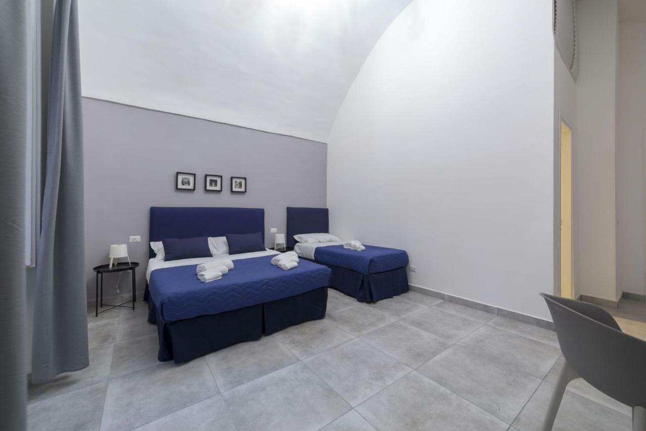 Bell'Ebbuono Suite Napoli Bagian luar foto